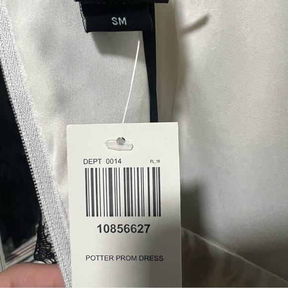 Hot Topic Harry Potter Prom Dress, Rare!! Sold Out Discontinued, New with Tags - Picture 8 of 9